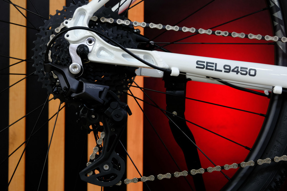 LORAK Sel 9450 SE Белый рама 19 (на рост 171-182)