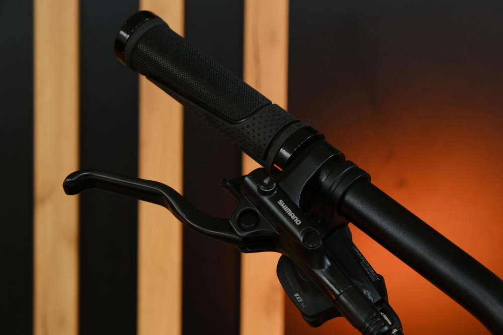 LORAK Sel 9450 SE Матовый Чёрный рама 17 (на рост 155-173)