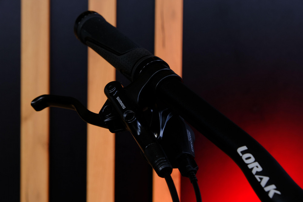 LORAK MT 29 - 3000 Матовый Чёрный/Красный рама 23 (на рост 188-203)